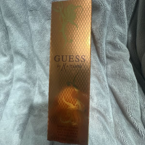 Guess by Marciano Eau de Parfum Size 3.4 Fl. Oz. Women Fragrance Spray