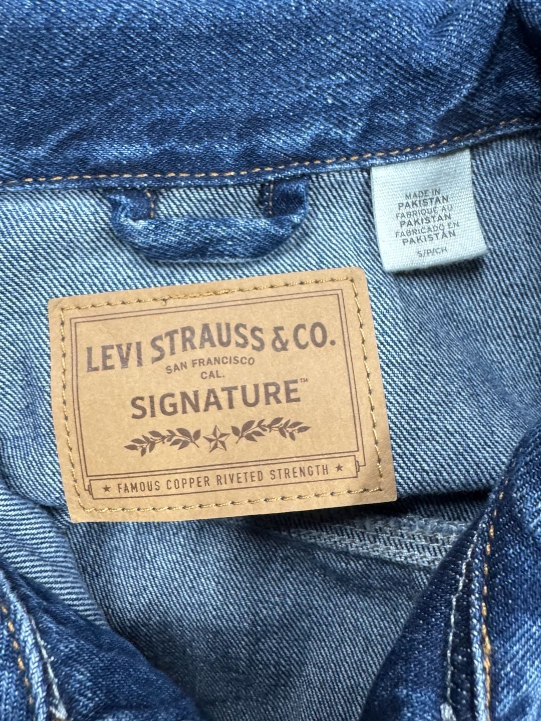 Levi Strauss & Co. Signature Denim Trucker Jacket Size S Blue 3
