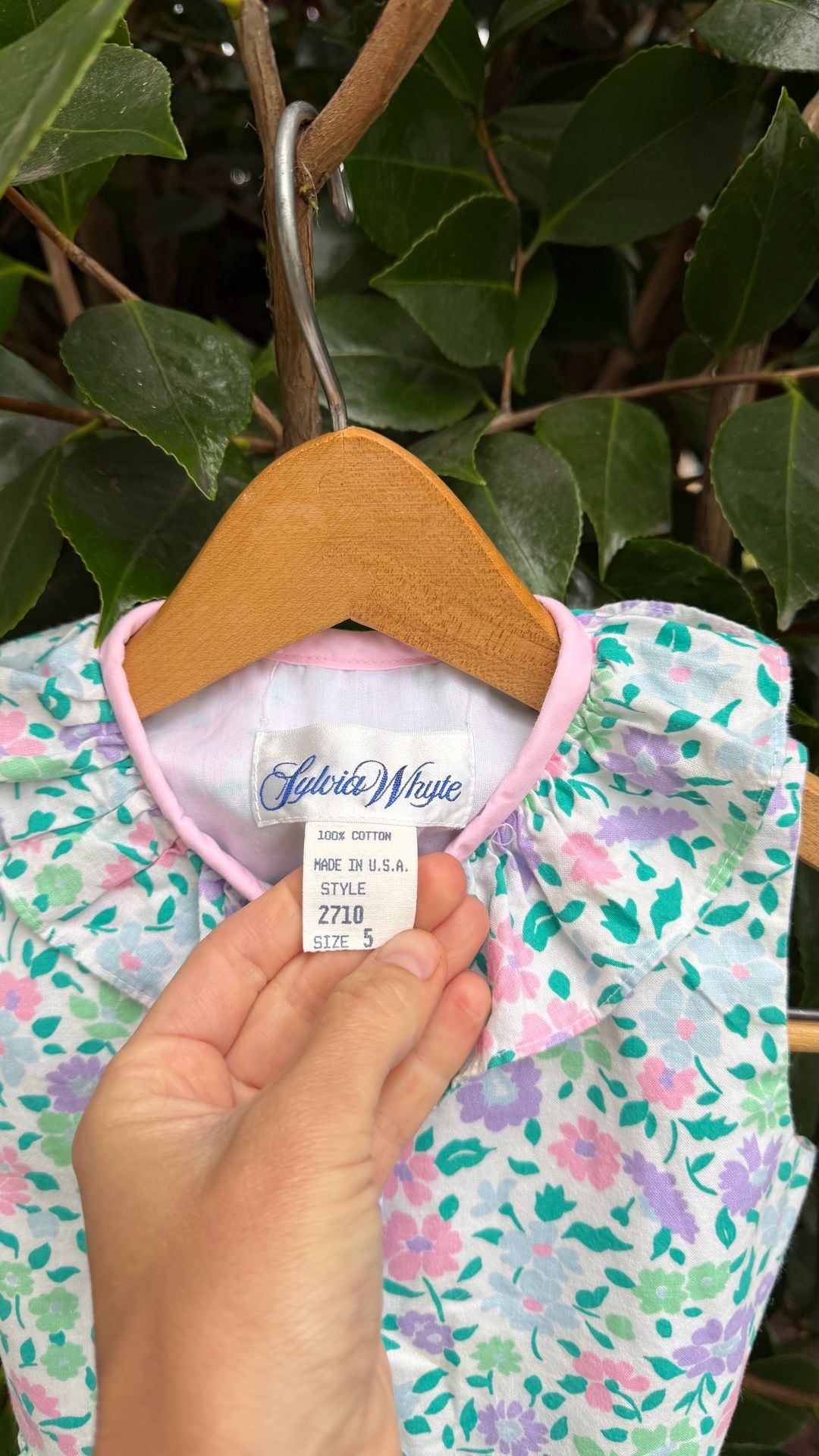 Vintage Sylvia Whyte Floral Ruffle Tank Top 3