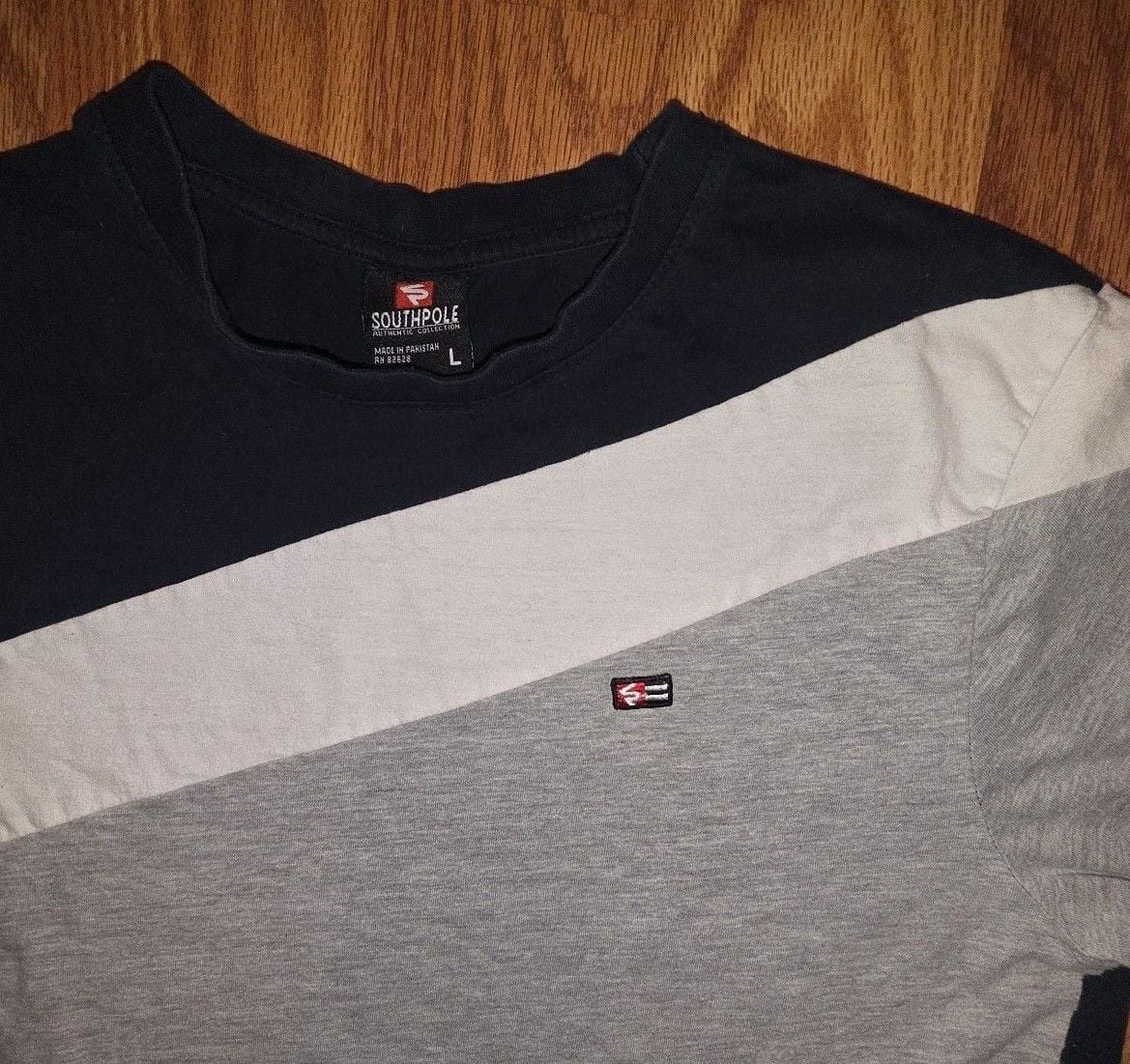Southpole Colorblock T-Shirt Size L Red White Gray Black 3