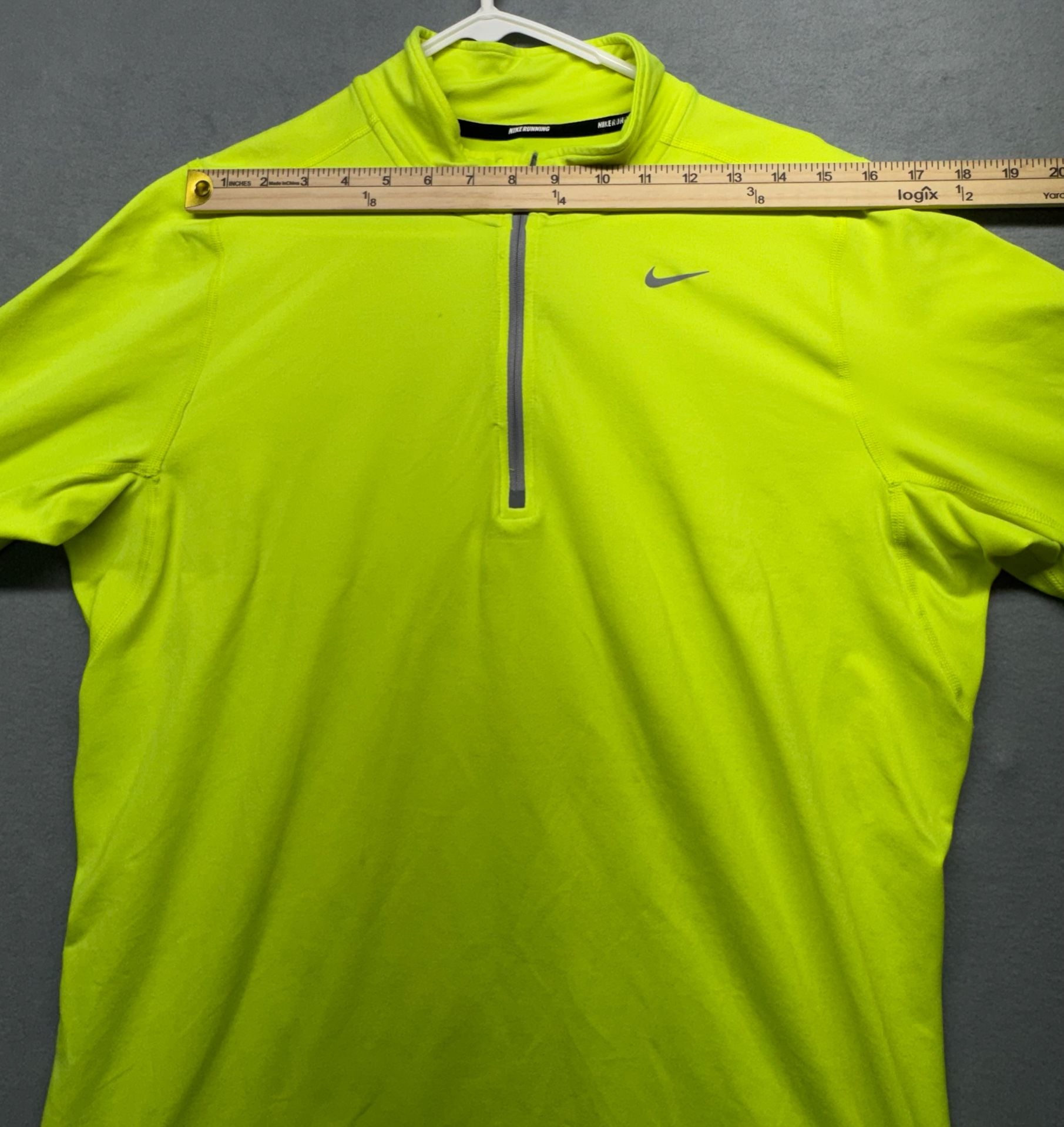 Nike Element Dri-Fit 1/2 Zip Pullover Size M Neon Yellow 7
