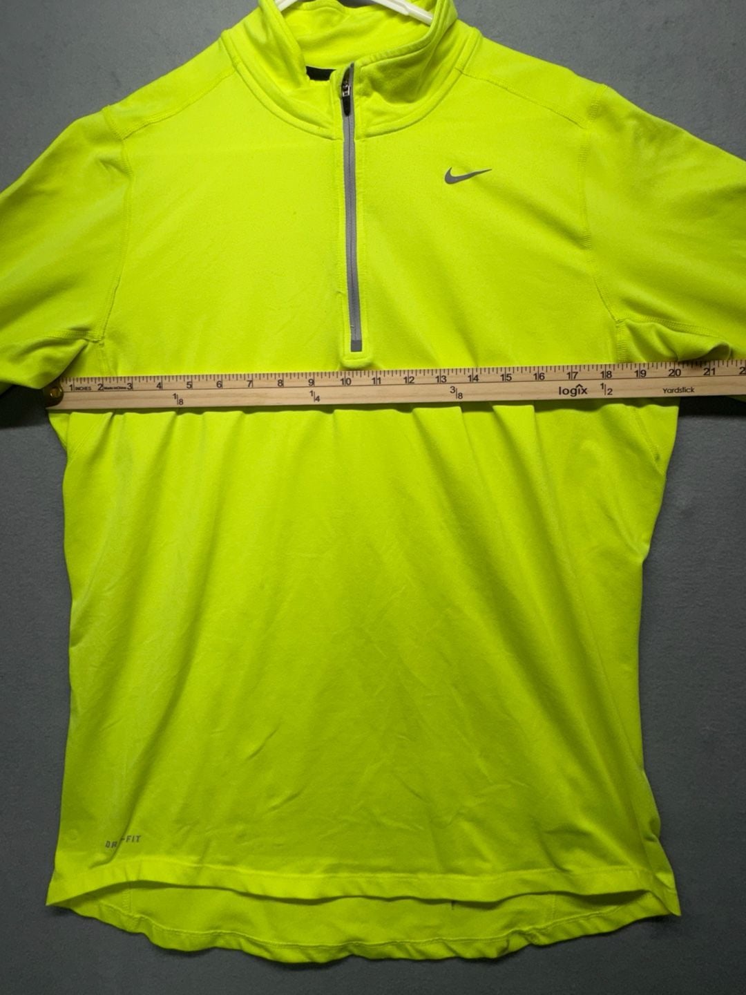 Nike Element Dri-Fit 1/2 Zip Pullover Size M Neon Yellow 8
