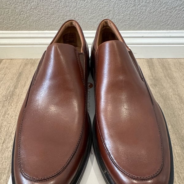 Clarks Un Aldric Walk Dark Tan Leather Slip-On Loafers