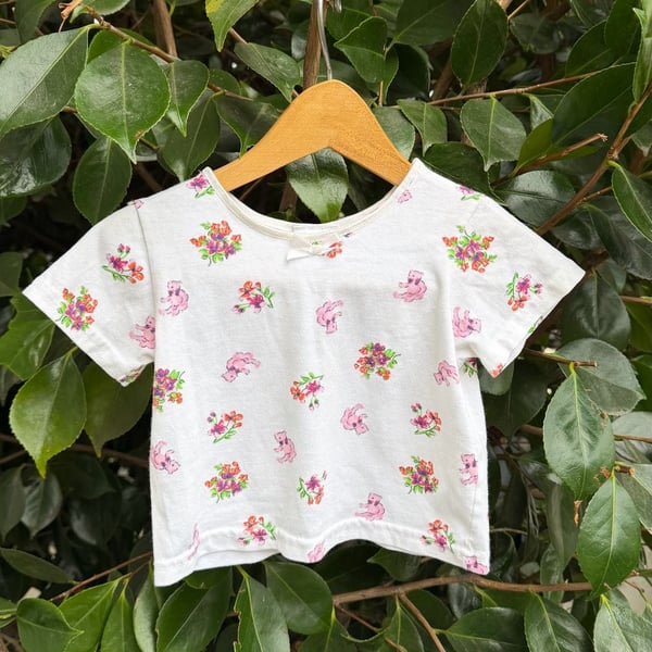 Vintage American Weekend Floral Teddy Bear Short Sleeve Top