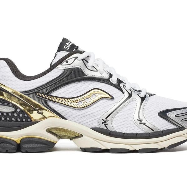 Saucony ProGrid Triumph 4 CS Gold Chrome White Silver Sneakers