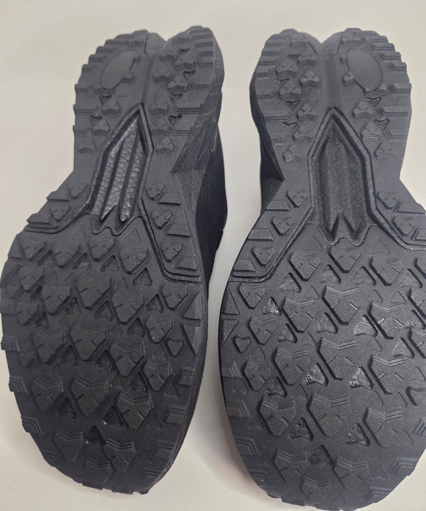 FLYPD LX Running Shoes Size 44 Black Athletic Sneakers 9