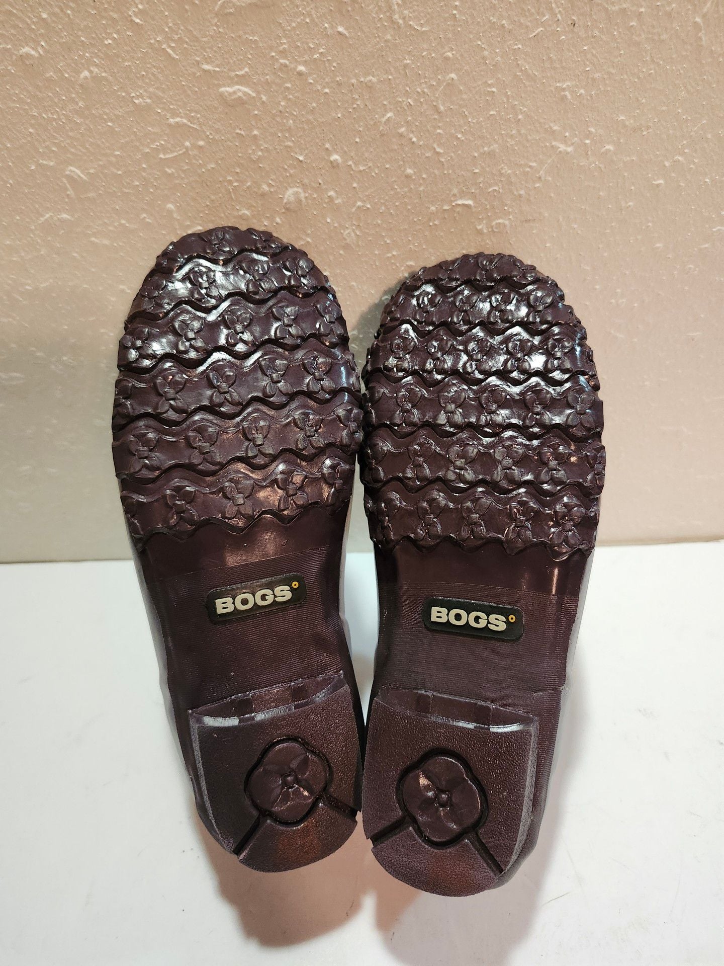 Bogs Rue Size 5 Kids Purple Floral Waterproof Shoes 6