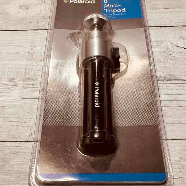 Polaroid 8 Mini-Tripod With Pan/Tilt PLTRI8