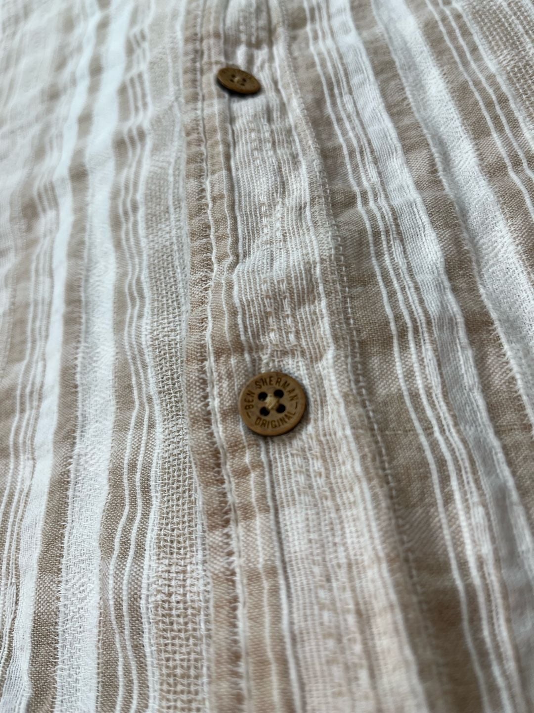 Ben Sherman Short Sleeve Button-Up Shirt Size L Beige White Striped 7