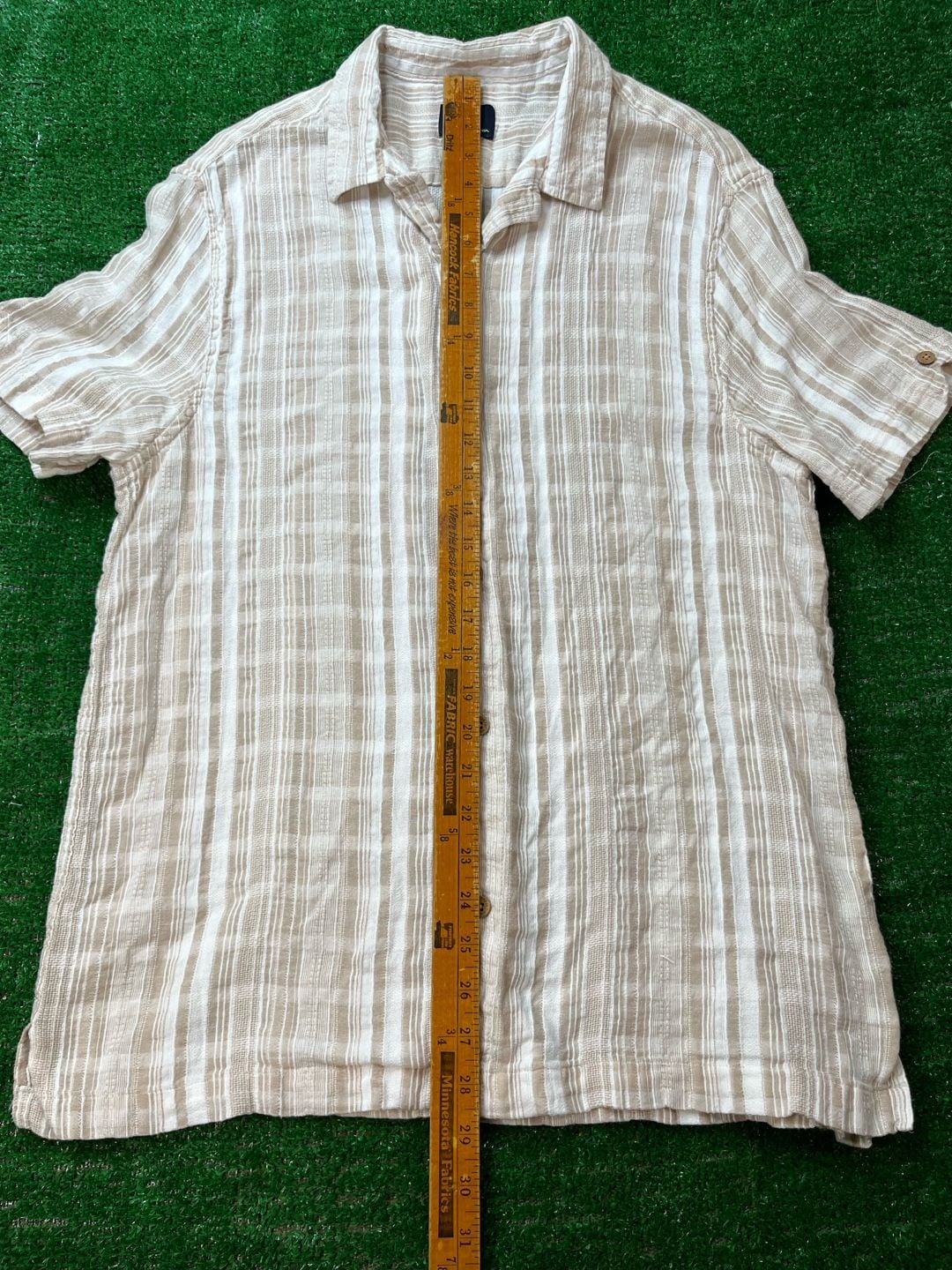 Ben Sherman Short Sleeve Button-Up Shirt Size L Beige White Striped 11