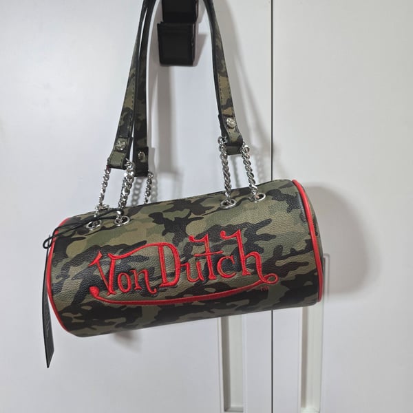 Von Dutch Barrel Bag Red Camo