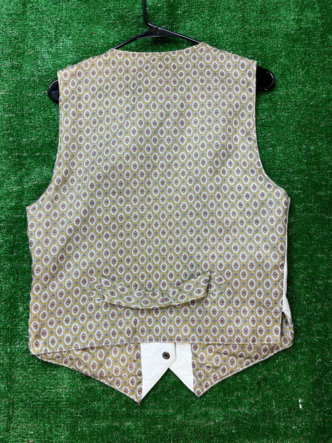 Wilsons Leather Vest Size L White Leather Paisley Lining 7