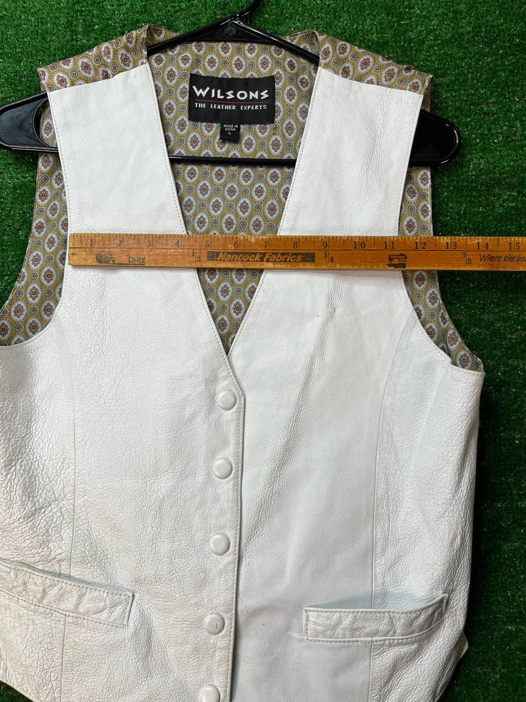 Wilsons Leather Vest Size L White Leather Paisley Lining 11