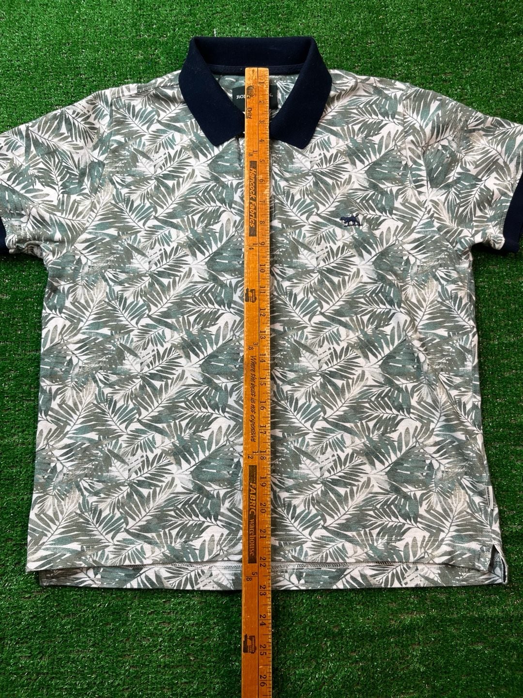 Rodd & Gunn Polo Shirt Size XS Green Palm Leaf Print Original Fit 9