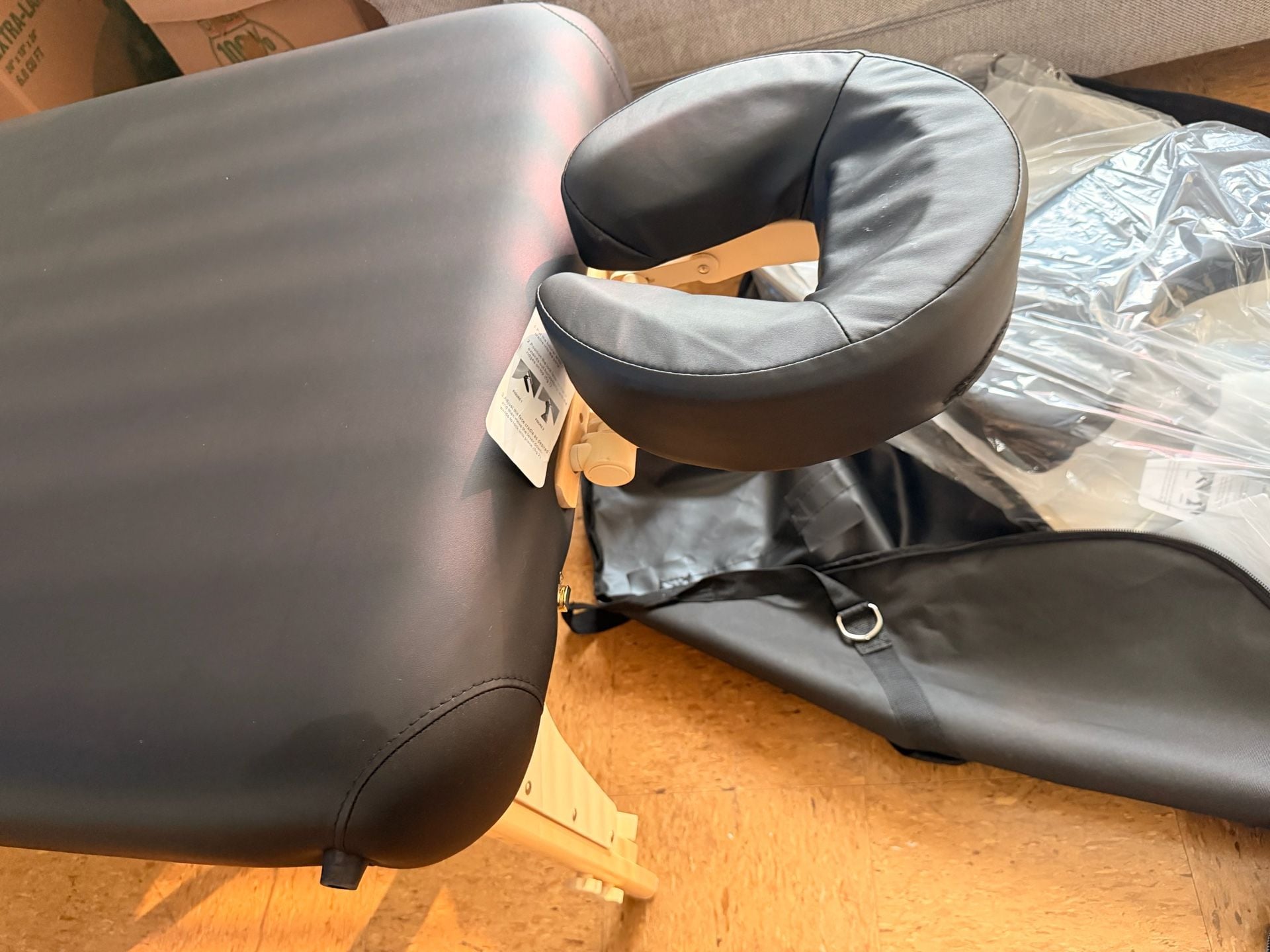 Custom Craftworks Solutions Massage Table Black Vinyl Wood Frame Portable Lash 2