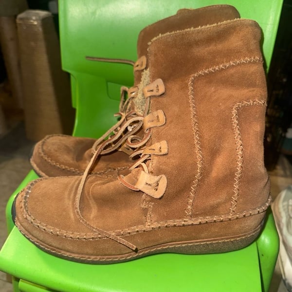 Timberland Fauna Women's Suede Moccasin Boots Size 6M Brown