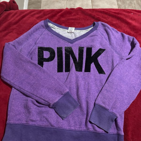 Victoria's Secret PINK V-Neck Sweatshirt Purple Heather Size L