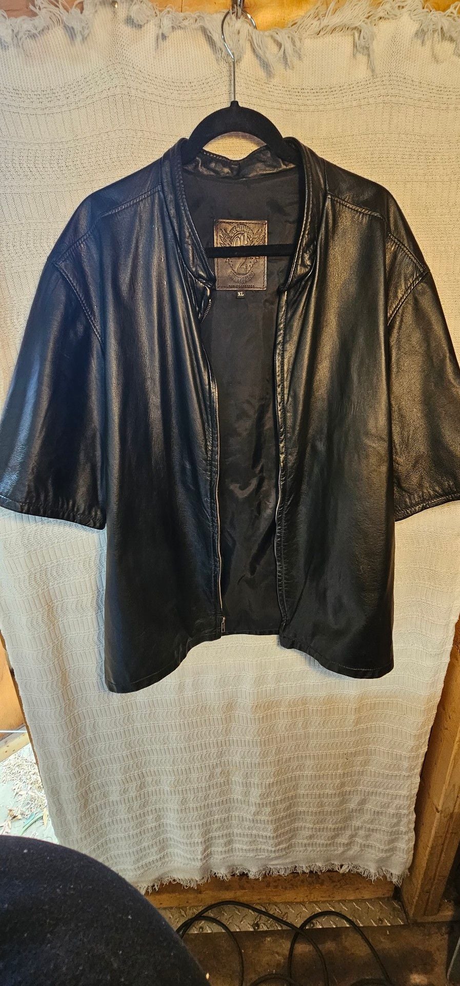 Mike Reynolds On 2 Custom Leather Chop Jacket - XL Short Sleeve Black - USA Made 9