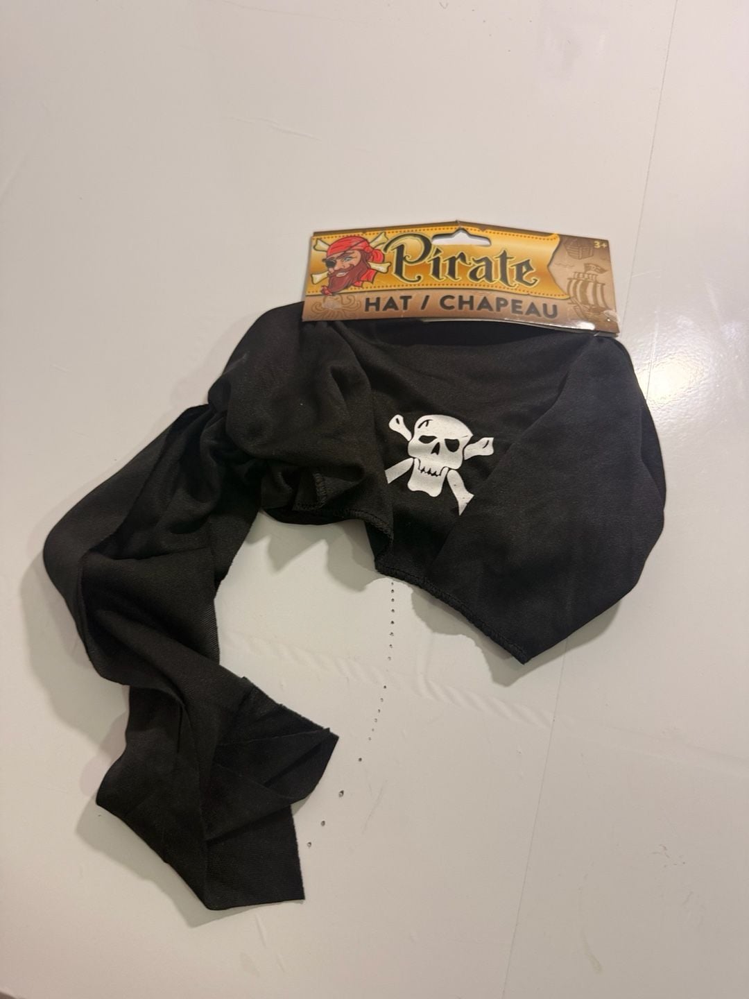 Greenbrier International Pirate Hat Skull and Crossbones 1