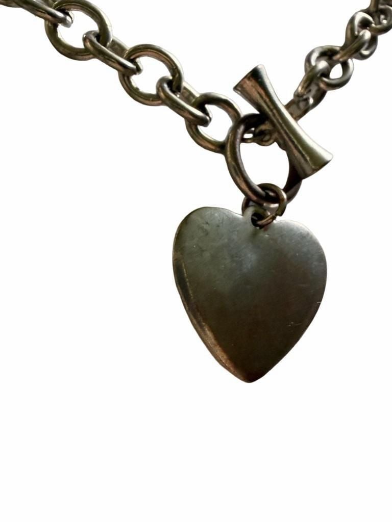 Heart Pendant Toggle Chain Choker 3