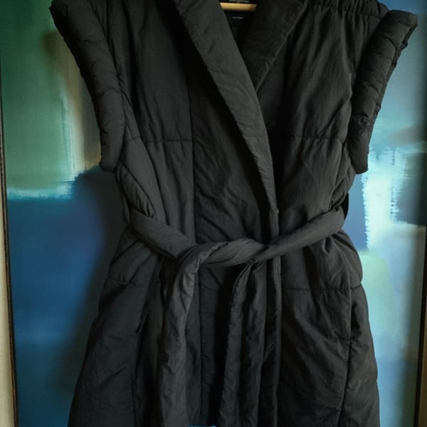 Gap Duvet Wrap Puffer Vest Size XXS Black Quilted Belted Jacket