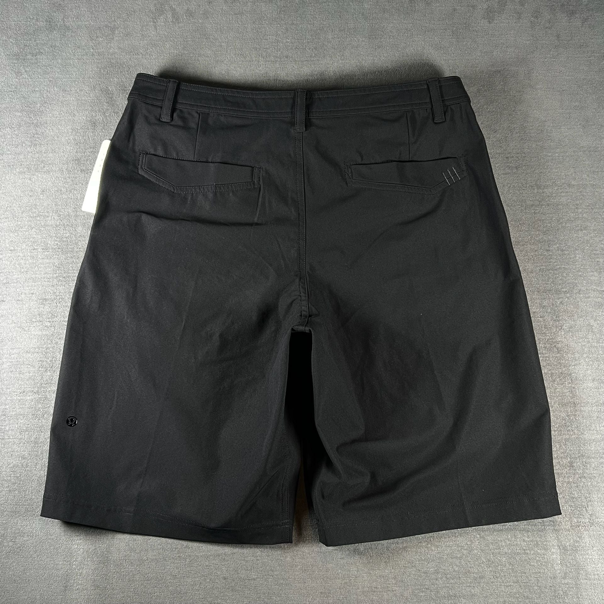 NWT Lululemon Kahuna Short Size 36 Black Hiking Outdoor Athletic Pockets Active 8