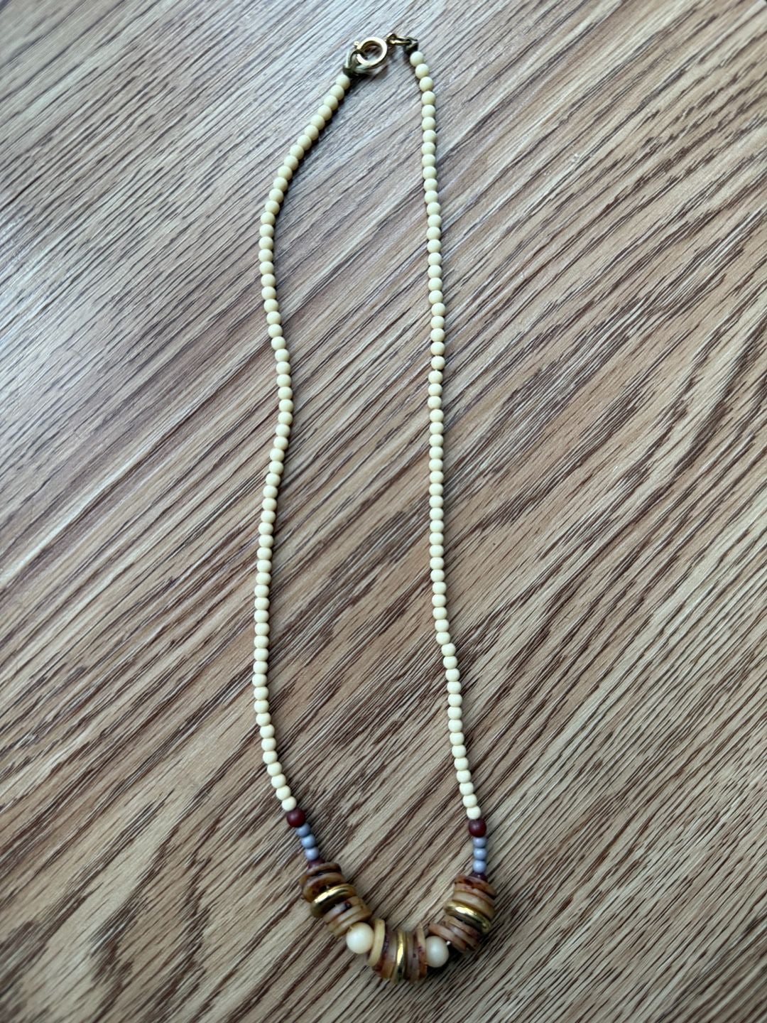 Vintage Beaded Necklace with Wooden and Acrylic Beads and Gold Tone Clasp 2