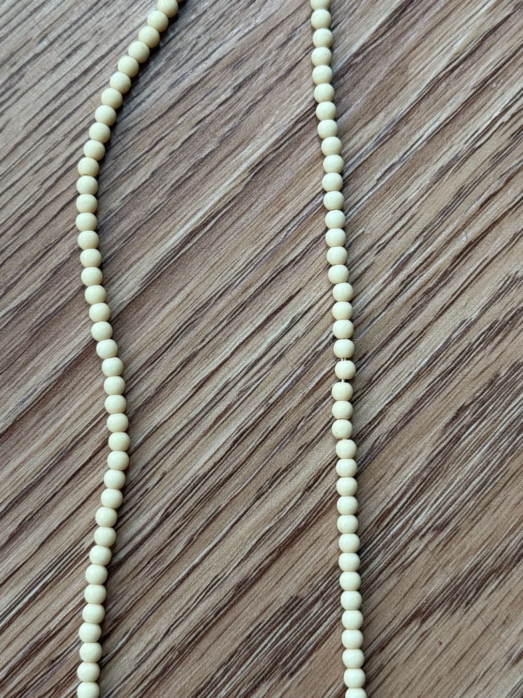 Vintage Beaded Necklace with Wooden and Acrylic Beads and Gold Tone Clasp 4