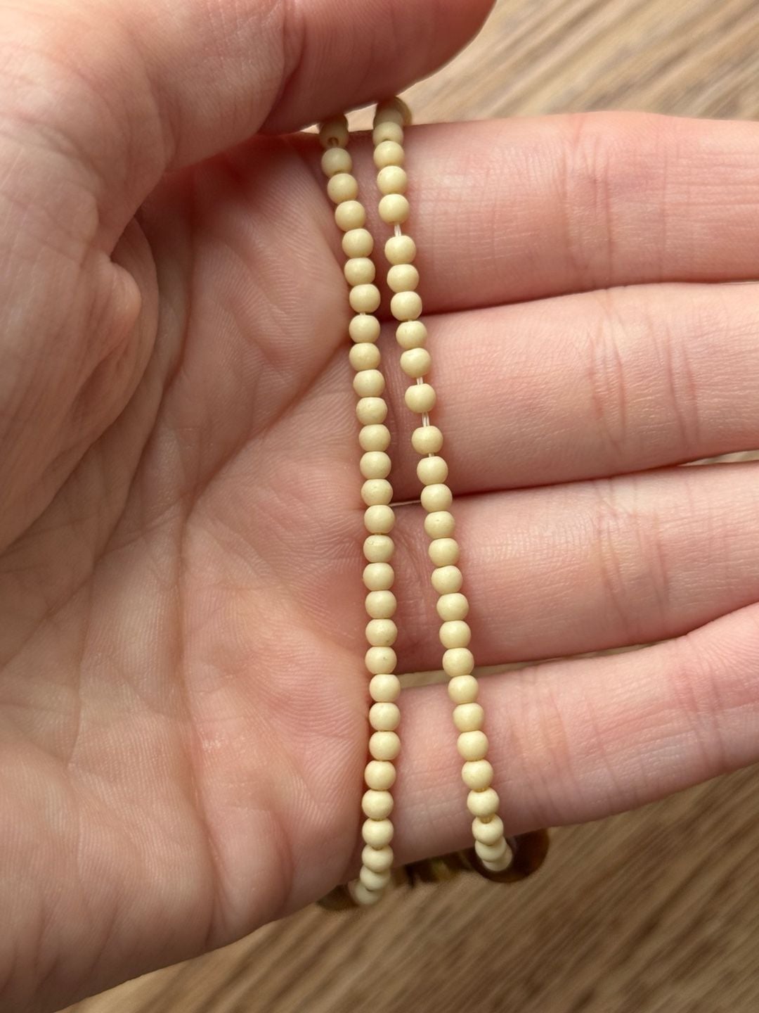 Vintage Beaded Necklace with Wooden and Acrylic Beads and Gold Tone Clasp 7