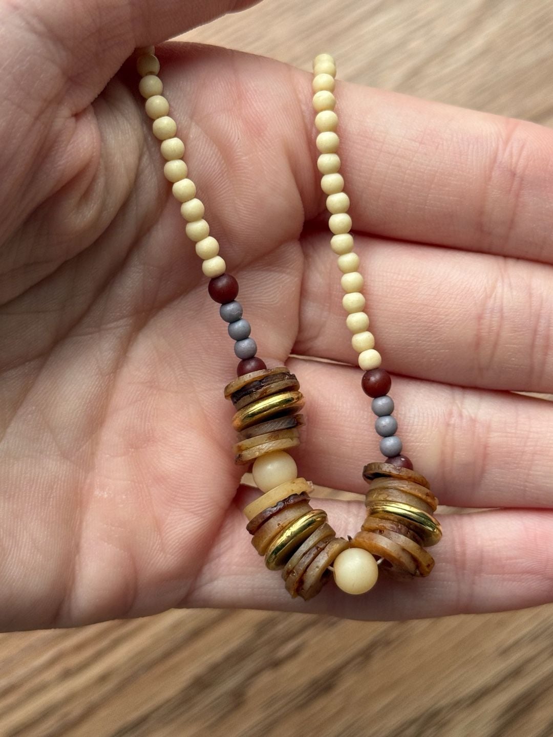 Vintage Beaded Necklace with Wooden and Acrylic Beads and Gold Tone Clasp 8