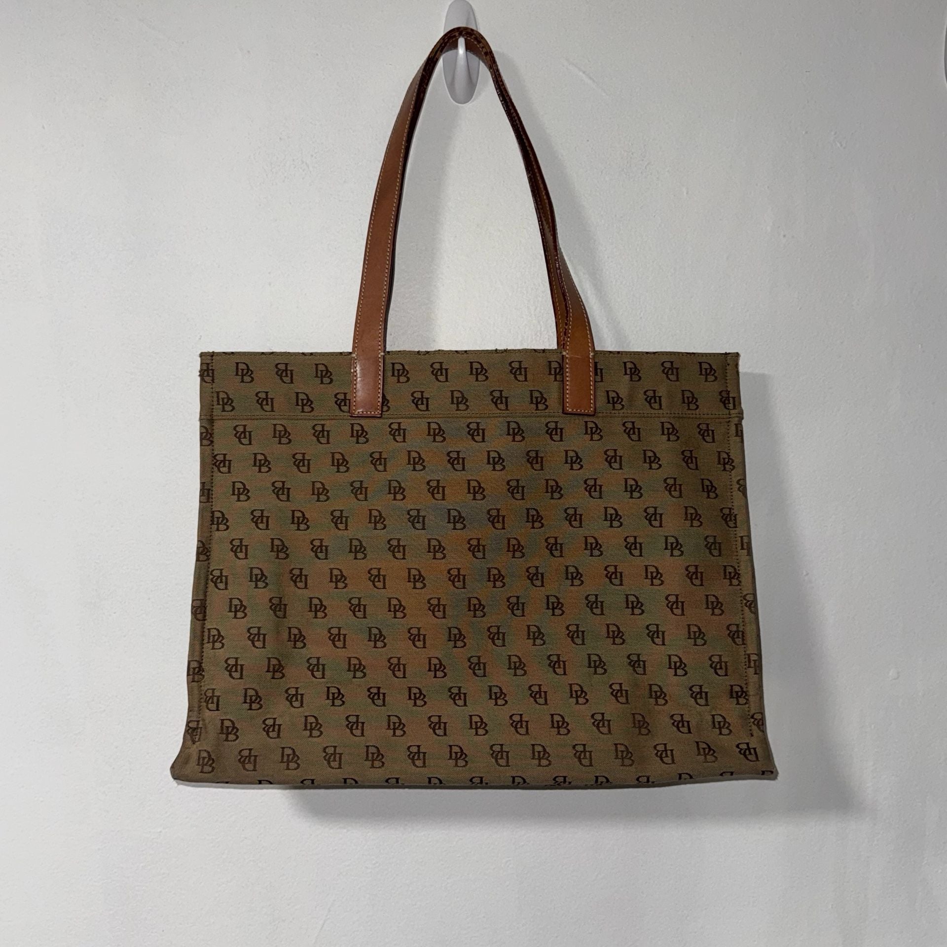 Dooney & Bourke Signature Medium Tote Bag Tan Canvas Leather 2
