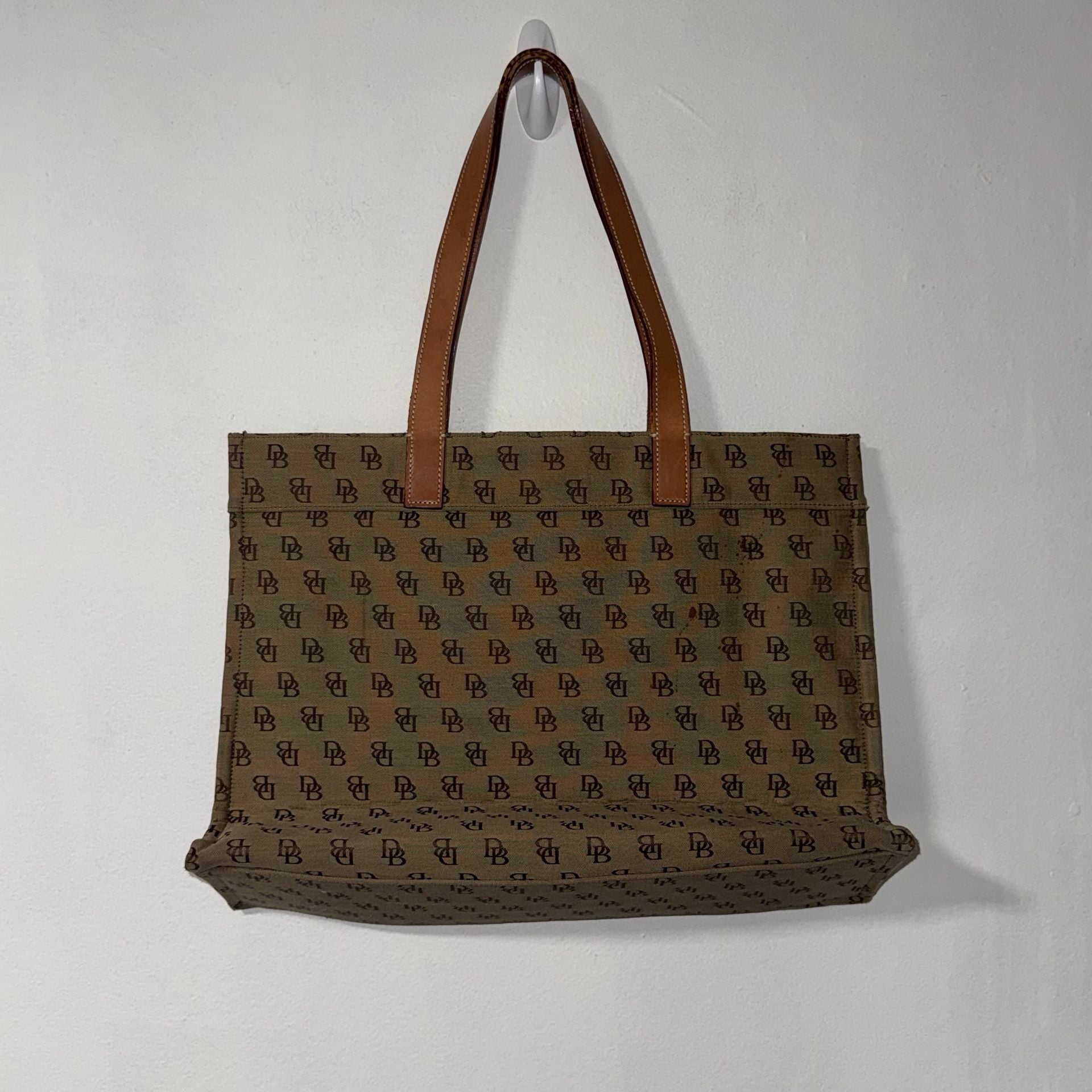 Dooney & Bourke Signature Medium Tote Bag Tan Canvas Leather 3