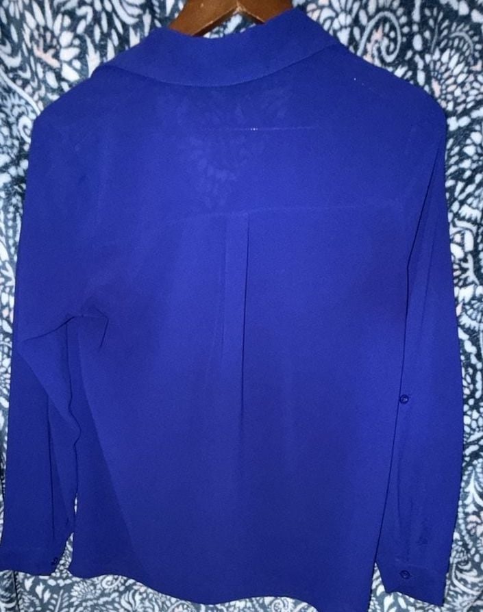 Forever 21 Royal Blue Long Sleeve Blouse Size M V-Neck Work Shirt 4
