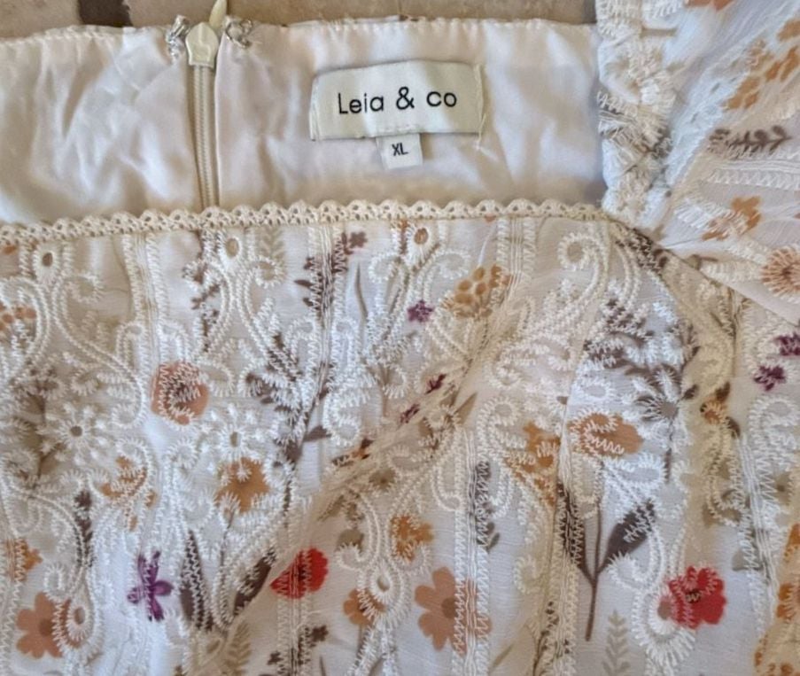 Leia & Co Floral Smocked Mini Dress Ivory XL 4
