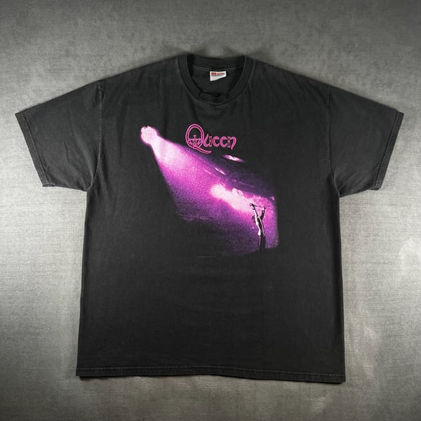 1999 Queen Concert Black x Pink Spotlight Graphic T-Shirt Size XL Rock Band VTG