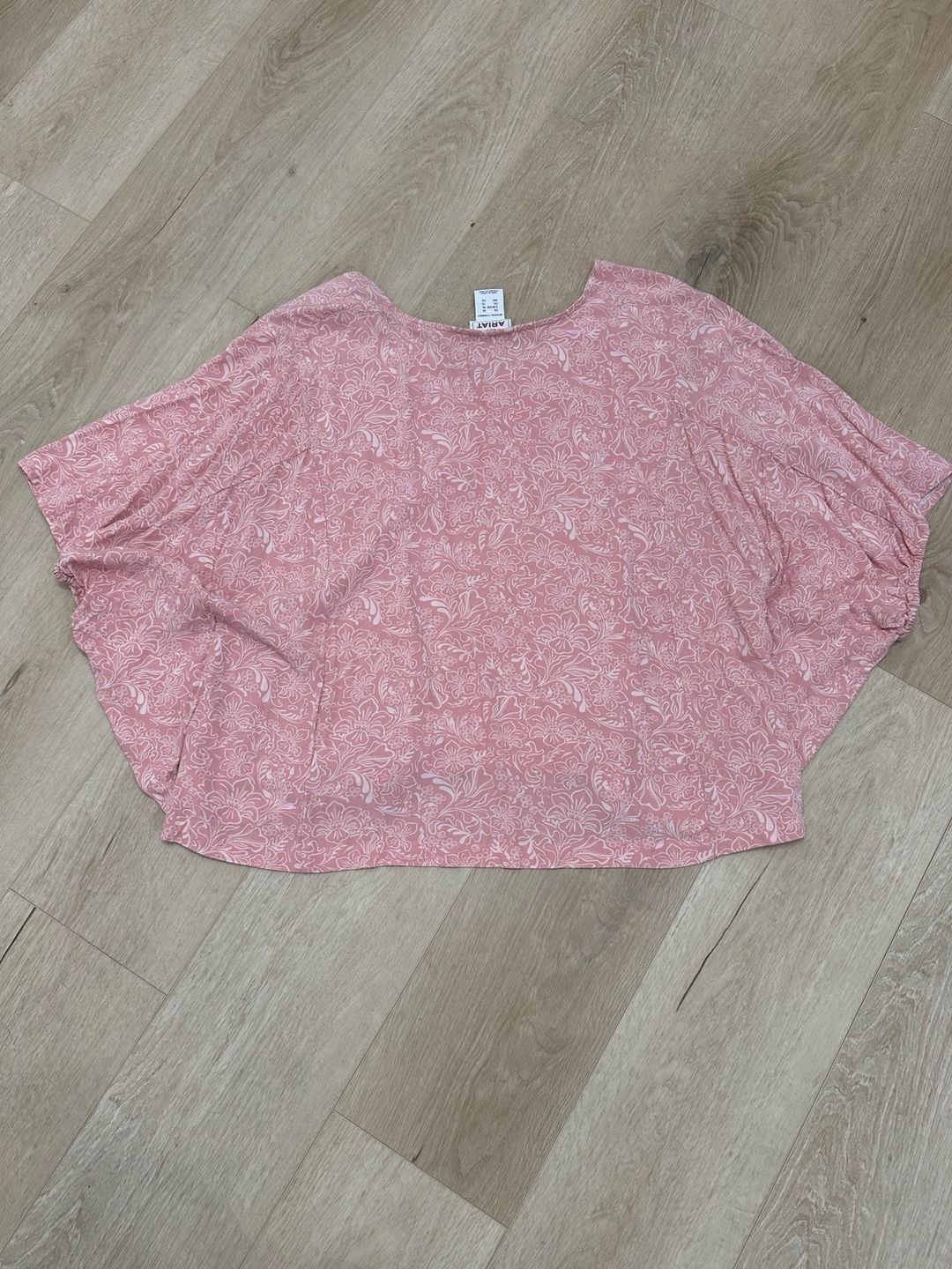 Ariat Pink Floral V-Neck Bell Sleeve Blouse Top Size XL 4