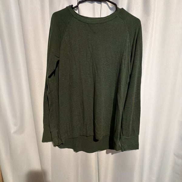 Brandy Melville Long Sleeve Top One Size Green Raglan