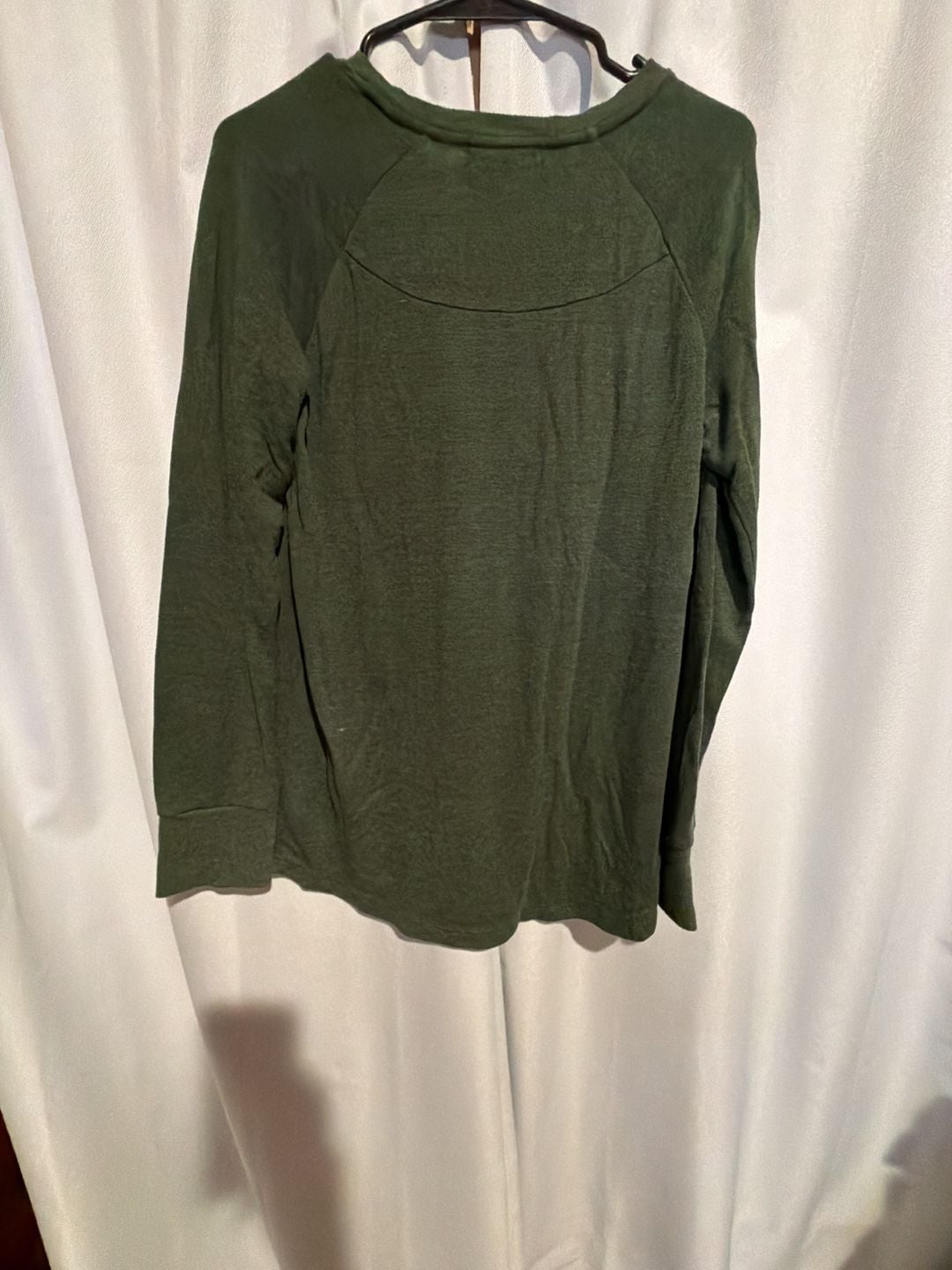 Brandy Melville Long Sleeve Top One Size Green Raglan 4