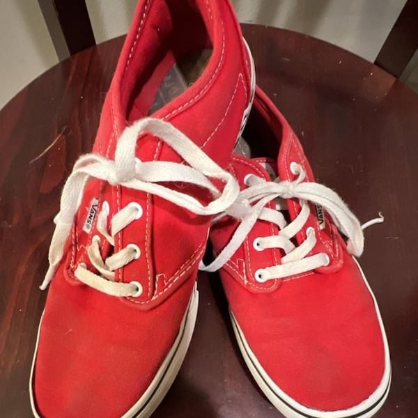 Vans Atwood Size 6 Red Canvas Checker Sidewall Sneakers