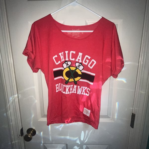 Retro Brand Chicago Blackhawks Graphic T-Shirt Small Red