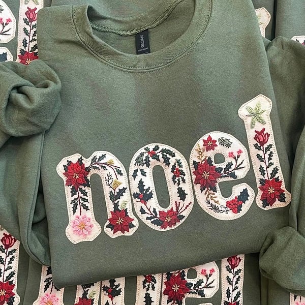 Gildan Noel Floral Christmas Sweatshirt Green