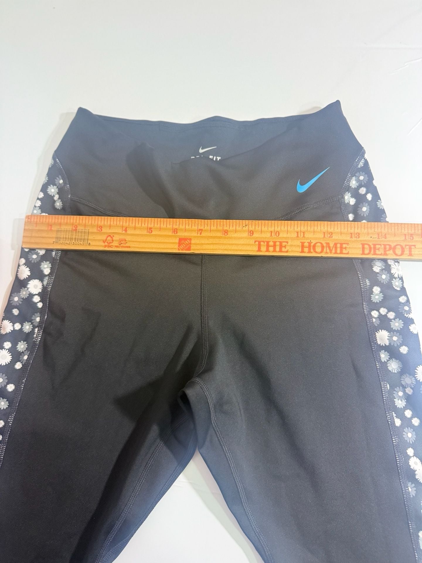 Nike Dri-FIT Leggings Size M Black Daisy Side Panels 7