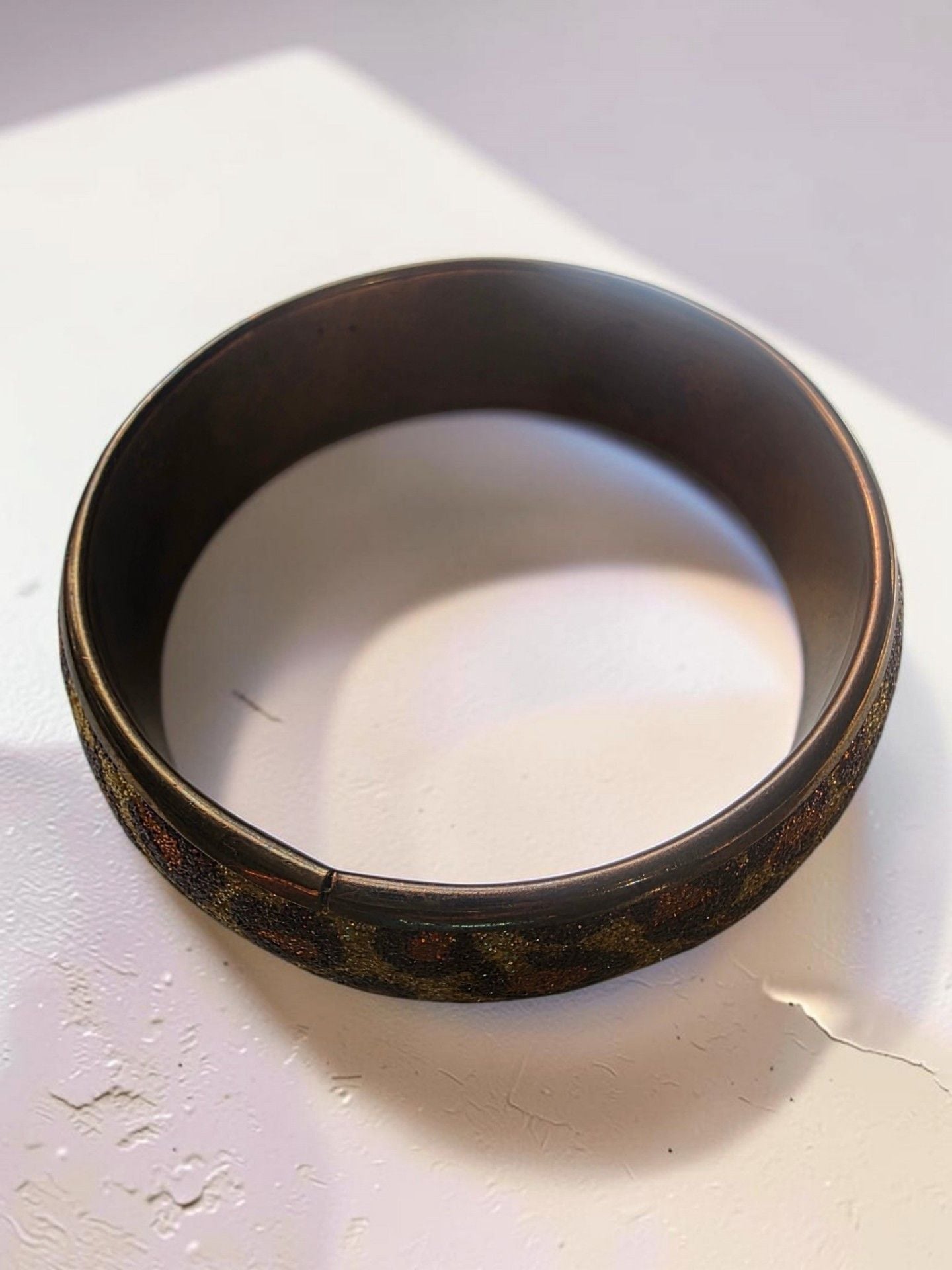 Vintage Animal Print Glitter Bangle Bracelet Gold Brown Leopard 4