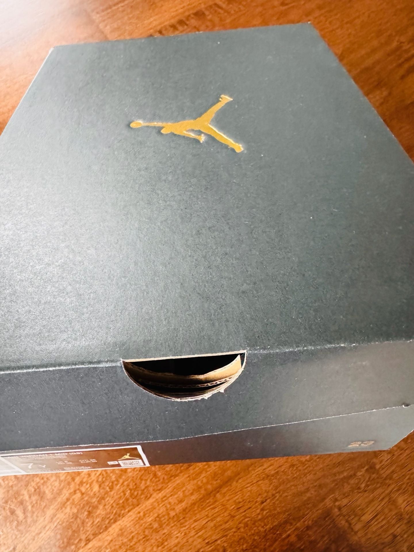 Jordan Air Jordan 1 Mid Grade School Size 7Y White Black DQ8423-101 10
