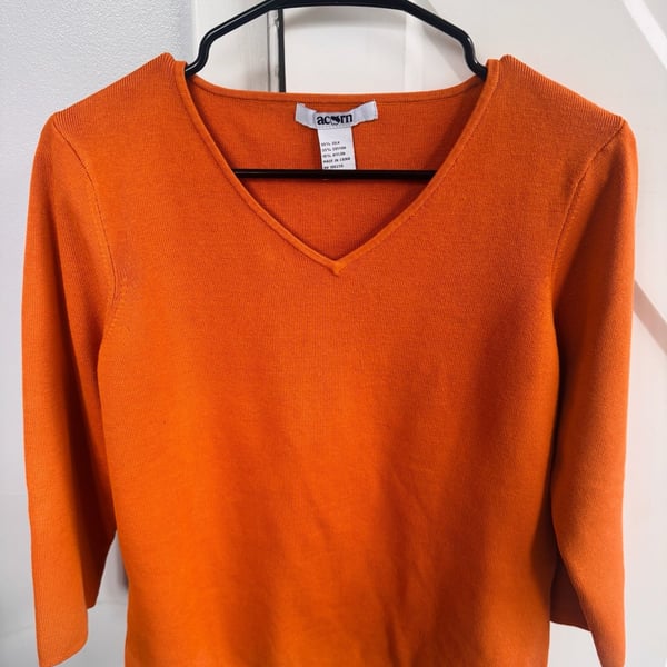 Acorn Orange V-Neck Long Sleeve Knit Sweater Size L Silk Cotton Blend