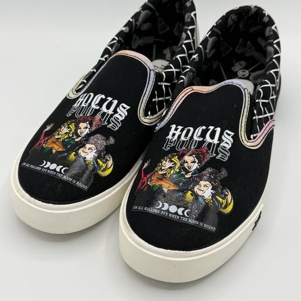 Disney Hocus Pocus Sanderson Sisters Ground Up Slip On Shoes Womens 8.5