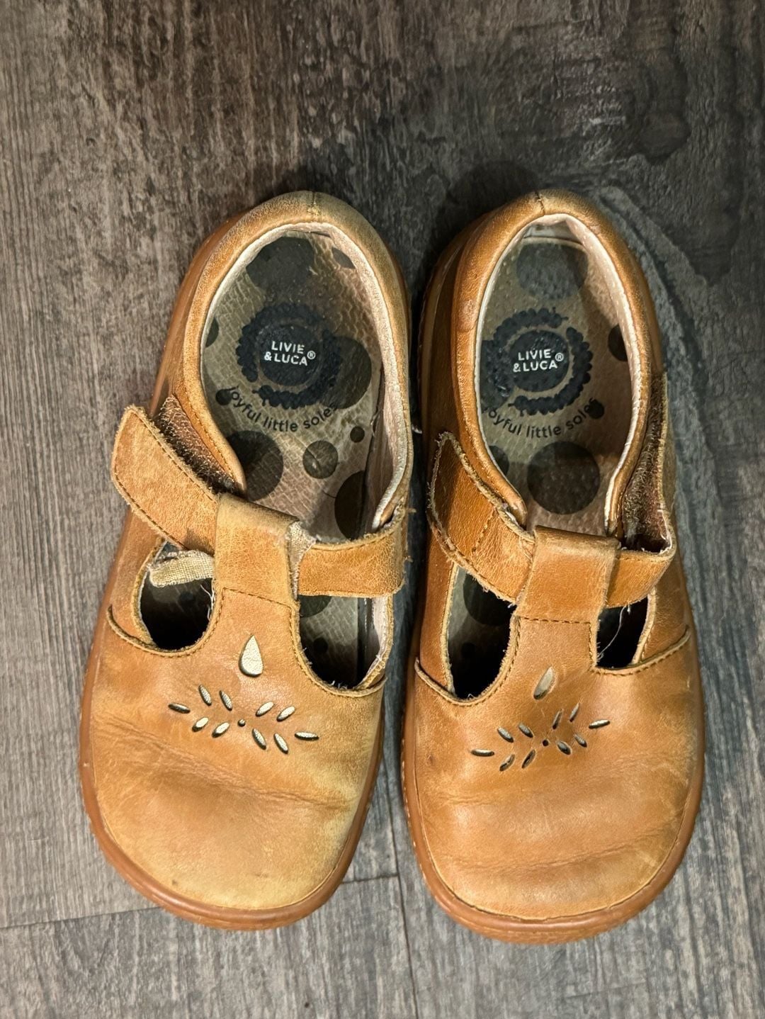 Livie & Luca Toddler Girls Toffee Prim T-Strap Mary Jane Size 4 2
