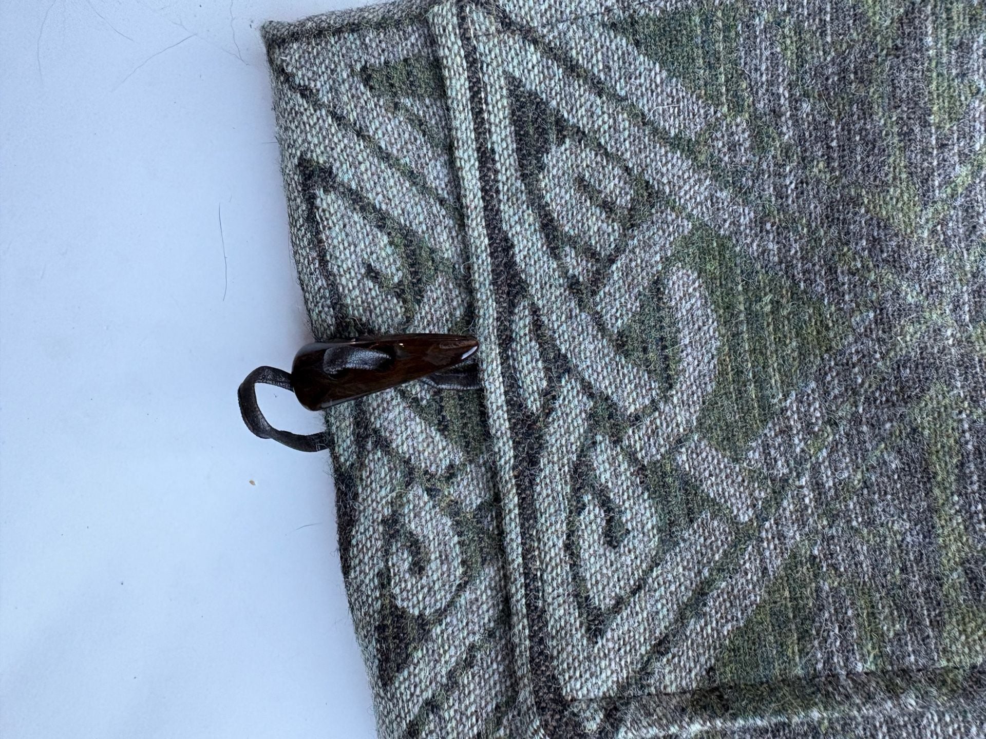 Calzeat Celtic Collection Crossbody Bag Green Wool Pattern 5