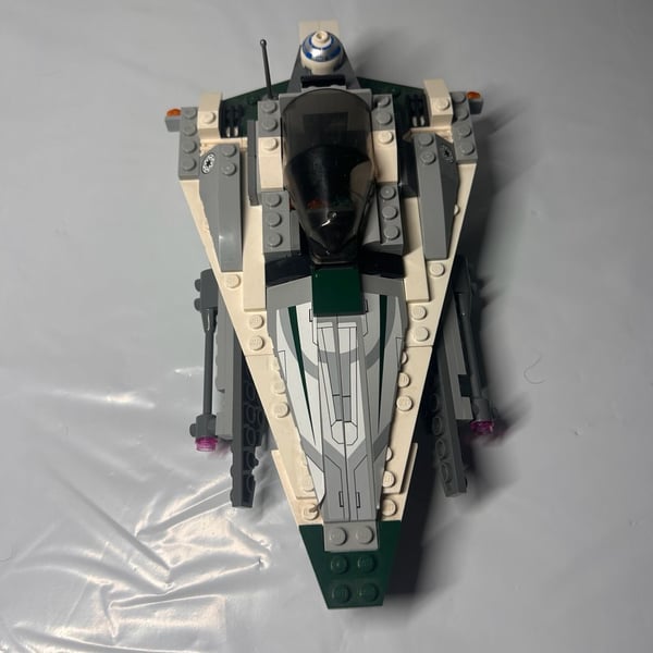 Lego Star Wars Ahsoka Tano's Jedi Starfighter