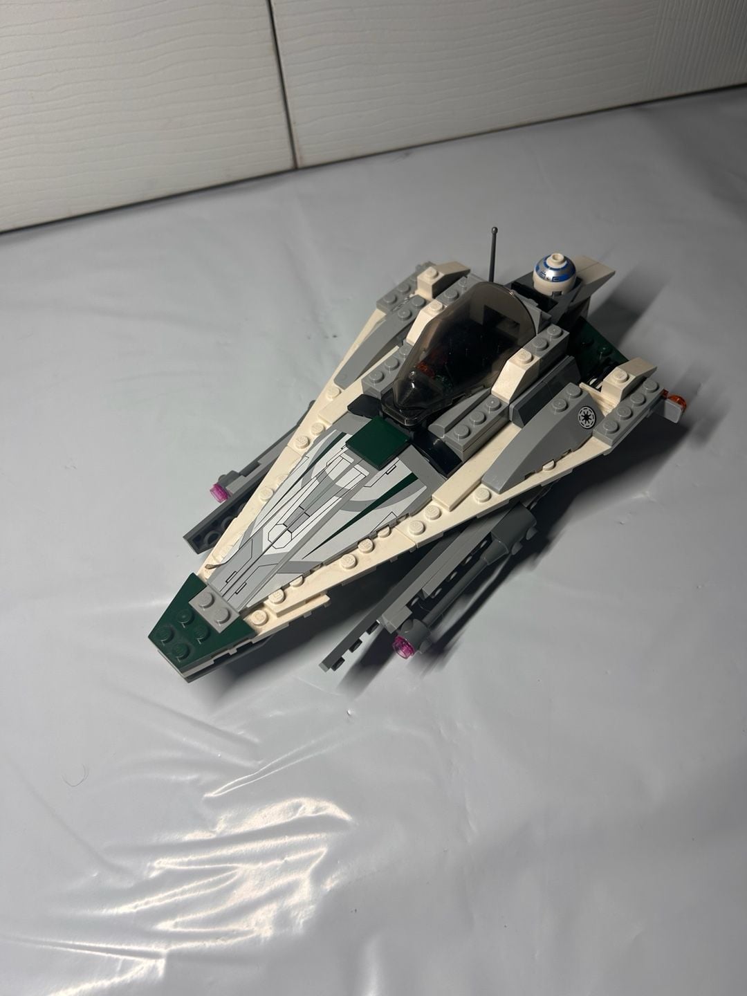 Lego Star Wars Ahsoka Tano's Jedi Starfighter 2